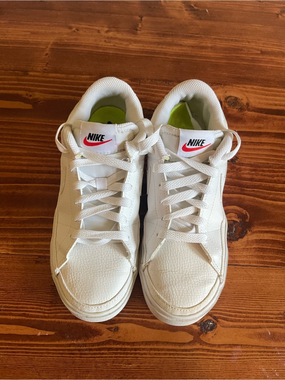 Nike Court Legacy size 7